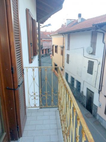 SANTHIA' CENTRO STAZIONE BILOCALE ARREDATO TERMOAUTONOMO - Foto 7