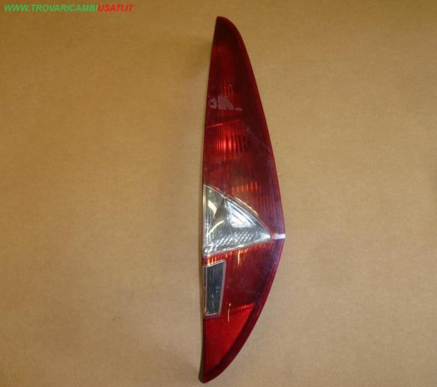 FANALE POST.DX 3 Porte (Interno Nero - Freccia Bianca) CON LAMPADINE INT. NERO FIAT PUNTO (188-2U) Parti elettriche Fanaleria Fanali Fanale post.
