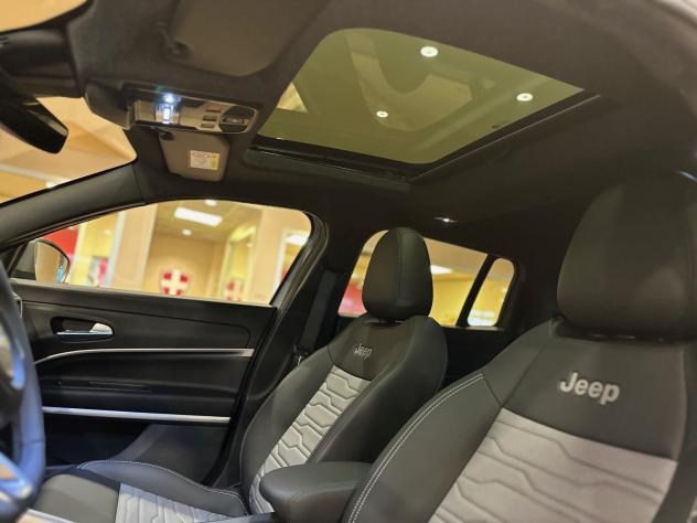 Jeep Avenger Avenger 1.2 Turbo 145 CV MHEV 4xe Overland - Foto 10