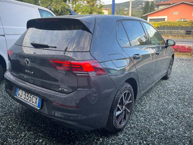 Volkswagen Golf 1.0 TSI EVO Life NEOPATENTATI - Foto 9
