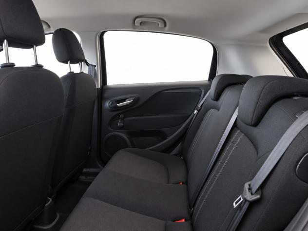 Fiat Punto 1.3 MJT II 75 CV 5 porte Street - Foto 8