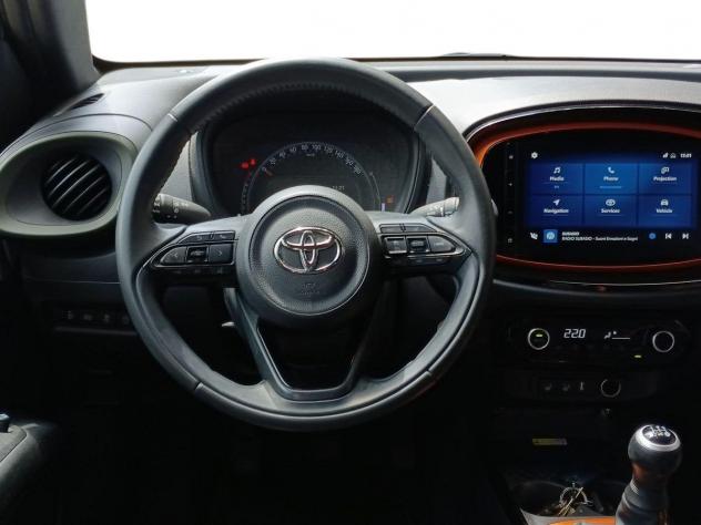 Toyota Aygo X 1.0B (72 CV) Limited - Foto 8