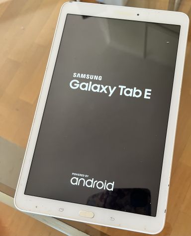Samsung Galaxy Tab E 9.6" (SM-T560) Bianco - Foto 2