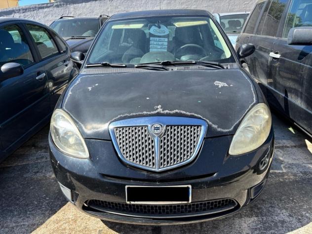 LANCIA YPSILON - NEOPATENTATI - 2 UNITDISP