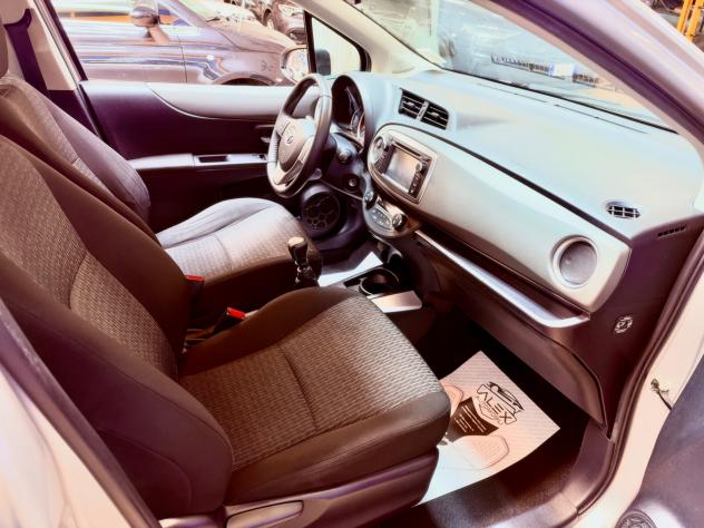 Toyota Yaris 1.4 D-4D 90cv Neopatentati - Foto 8