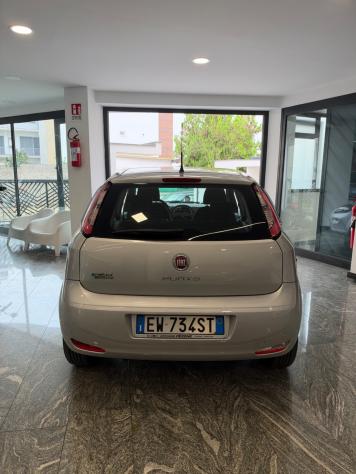 Fiat Punto 1.4 8V 5 porte Natural Power Lounge - Foto 3