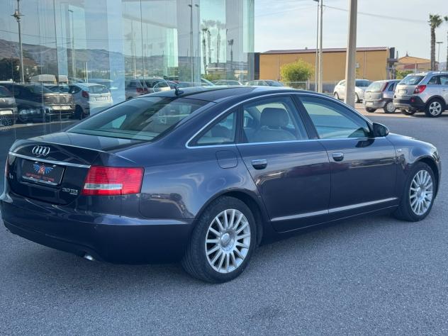 Audi A6 3.0 V6 TDI quattro - Foto 4