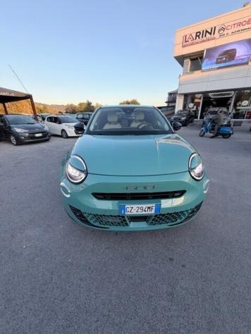 Fiat 600 Hybrid 145 CV DCT MHEV La Prima - Foto 2