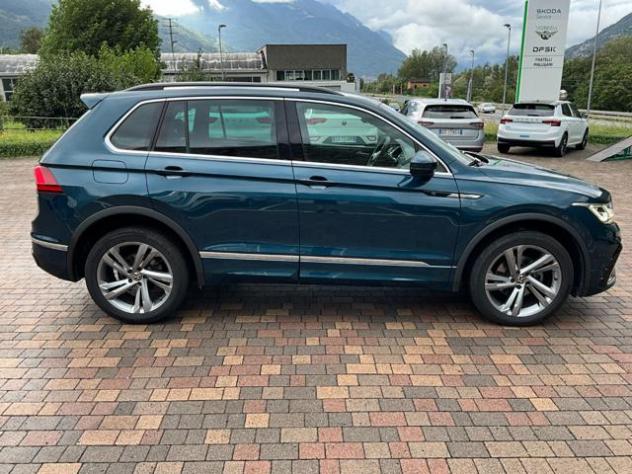 VOLKSWAGEN Tiguan 2.0 TDI 150 CV SCR DSG 4MOTION R-Line rif. 24028882 - Foto 9
