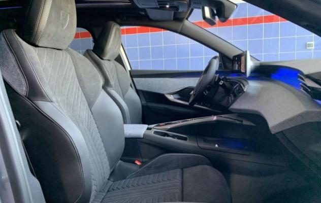 PEUGEOT 5008 Hybrid 145 e-DCS6 GT EXCLUSIVE rif. 24171035 - Foto 6