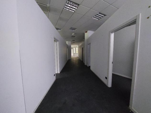 MONZA Cederna - ampio deposito con ingresso indipendente - Foto 5