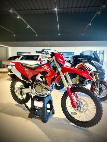 DUCATI Desmo450 MX DESMO 450MX 2026 rif. 23487759 - Foto 3