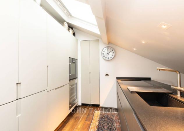 Attico / Mansarda di 200 m² con 5 locali in affitto a Milano - Foto 4