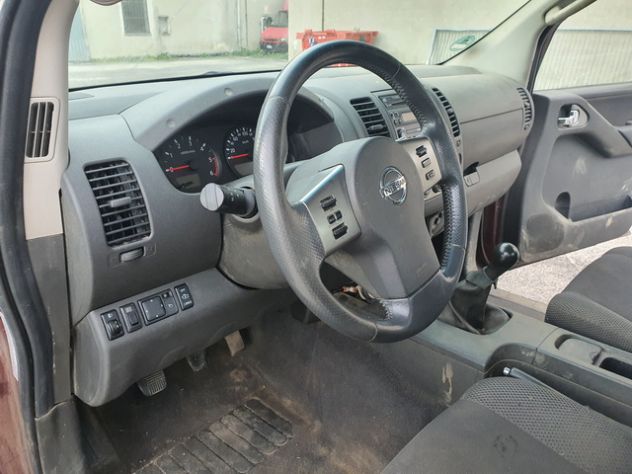 Nissan Navara (D40) 2.5 dCi 174CV 4WD Cabina Singola SE - Foto 7