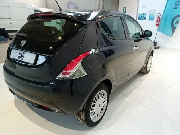 Lancia Ypsilon 1.2 69 CV 5 porte S&S Gold - Foto 4