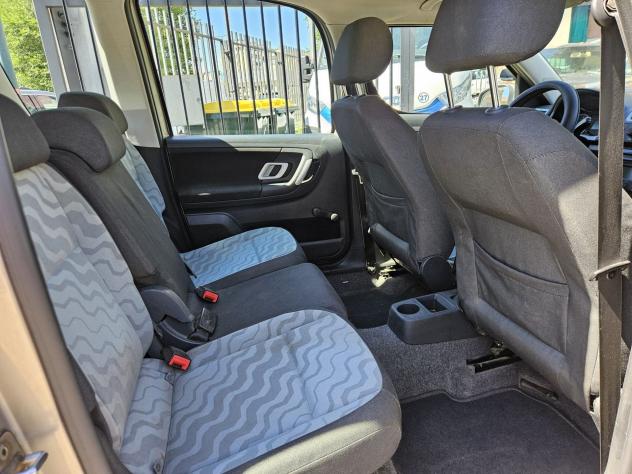 Škoda Roomster 1.4 Comfort GPLine - Foto 10