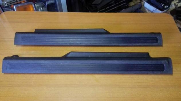 Coppia Plastiche Battitacco Porte FIAT Grande Punto 2006