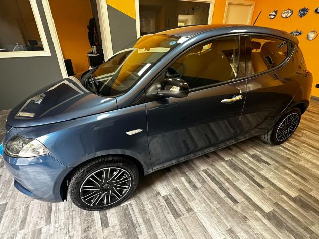 Lancia Ypsilon 1.0 FireFly 70cv Hybrid ALBERTA FERRETTI PREZZO VERO - Foto 7
