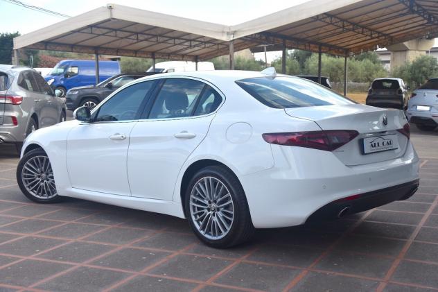 Alfa Romeo Giulia 2.2 Turbodiesel 190cv AT8 Executive - Foto 5