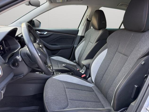 Škoda Kamiq Kamiq 1.0 tsi Black Dots 110cv dsg - Foto 6