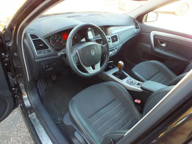 RENAULT LAGUNA 2.0 dCi 150CV SporTour 4Control - Foto 9