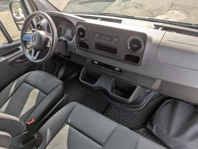 Mercedes-Benz eSprinter FURGONE 55 KWH - Foto 10