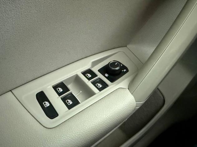 Tiguan 2.0 TDI SCR DSG Business BlueMotion Technology - Foto 7