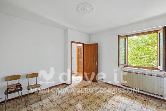 Casa indipendente di 263 m² con più di 5 locali in vendita a Divignano - Foto 8
