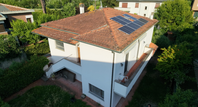 Villa in vendita a Pontedera 238 mq Rif: 1359254