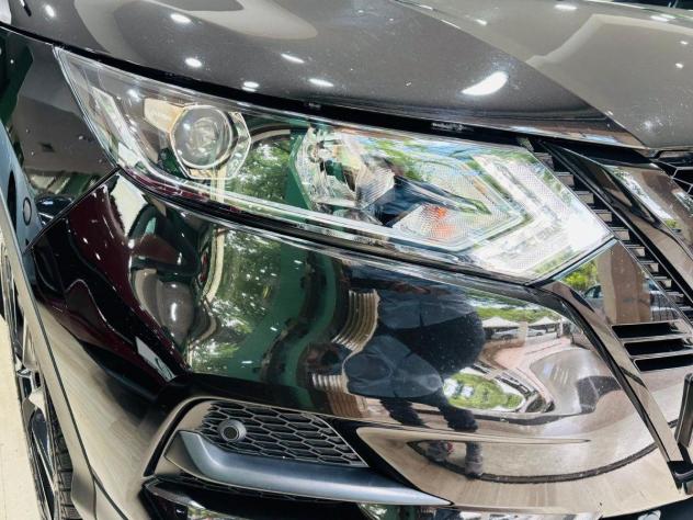 Nissan Qashqai 1.5 dCi 115 cv Automatica N-Tec Total Black - Foto 8