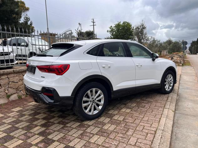 Audi Q3 40 TDI quattro S tronic Business Advanced - Foto 4
