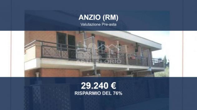 Immobile in asta di 186 m² con più di 5 locali e box auto in vendita a Anzio