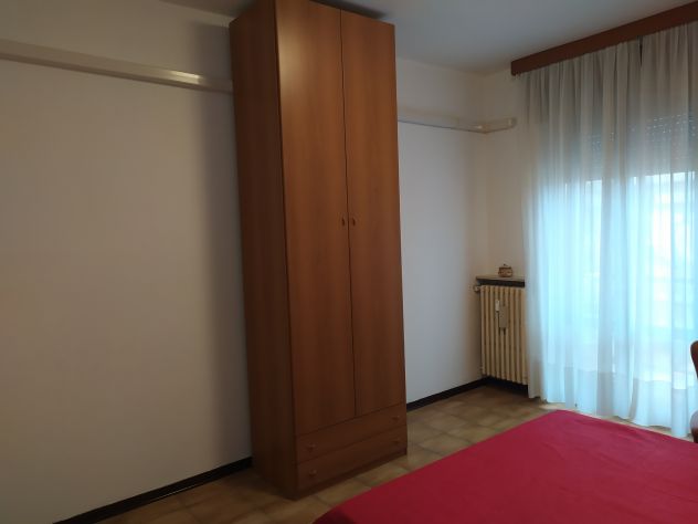 STANZA DAL 1/9 MATRIMONIALE USO SINGOLA - NESSUNA CAUZIOBE - Foto 4