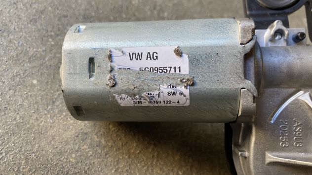 Motorino tergicristallo posteriore Volkswagen Golf 7 del 2015 (5G0955711) - Foto 3