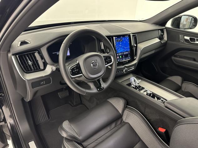 Volvo XC60 B4 D automatico Plus Dark - Foto 10