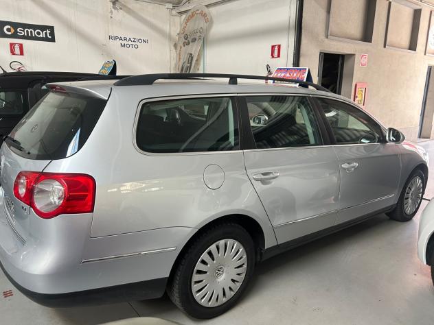 Volkswagen Passat 1.9 TDI/105CV Var. Comfortline adatta a neopatentati - Foto 3