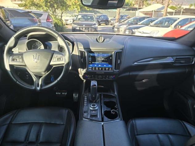 MASERATI LEVANTE 250CV V6 DIESEL AWD GRANSPORT - Foto 9