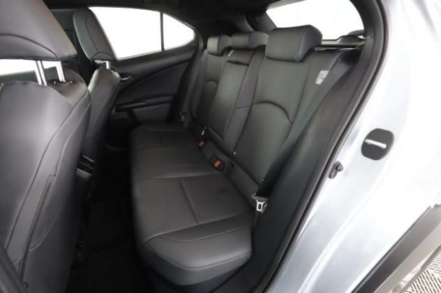LEXUS UX UX Hybrid Design rif. 23717185 - Foto 3