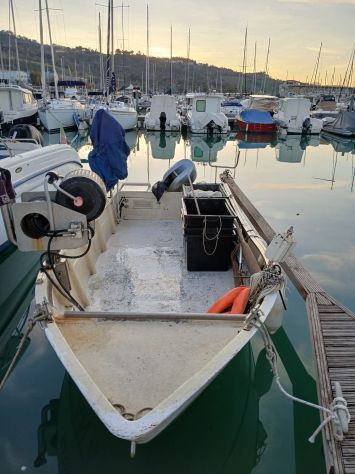 barca in vetroresina e motore - Foto 4