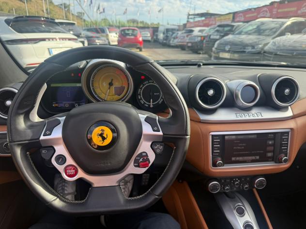 Ferrari California T DCT - Foto 9