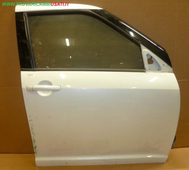 PORTA ANT.D. BIANCA C/ALZ 999-U43289 Carrozzeria Lamierati esterni Porte Porta ant. dx. SUZUKI - SWIFT - 01-04-2005 - 01-09-2010, SUZUKI - SWIFT -