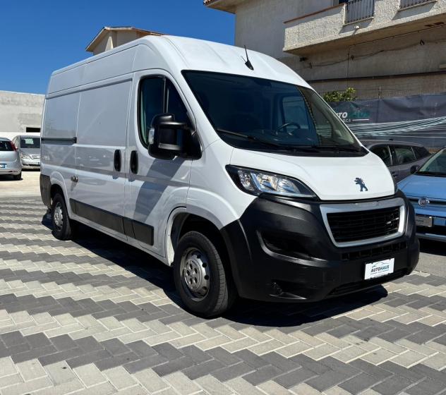 Peugeot Boxer 2.2 BlueHDi 140CV L2H2 - Foto 2