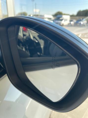 Peugeot 208 1.2 turbo 100 Stop&Start 5 porte Allure - Foto 9