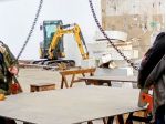 ditta cerca carpentieri/saldatori, zona lavoro porto di Genova