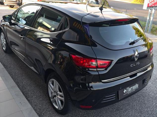 RENAULT Clio 1.2 75 CV 5 porte Duel rif. 24066520 - Foto 5
