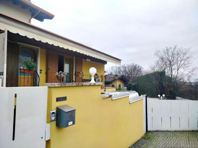 Villetta con Giardino Privato e Box Auto - Foto 13