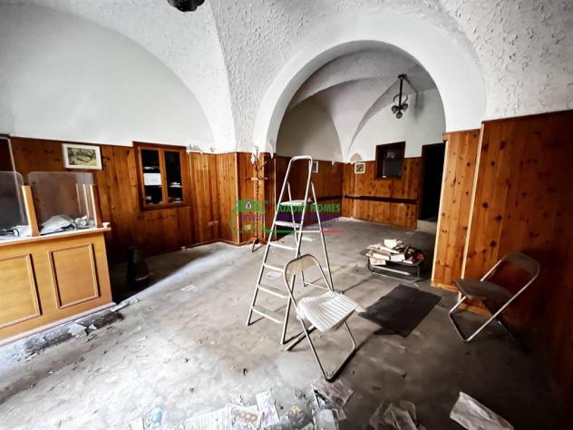Rif. 2376 - Appartamento da ristrutturare – piano terra angolare, ideale per uso ufficio | Comiso, zona centrale - Foto 3
