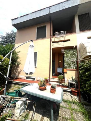 VILLINO di 6 vani e di 150 mq (POGGIO A CAIANO) rif. L1384_1