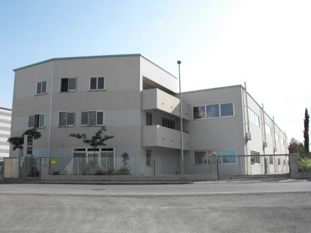 Comodi uffici nella zona artigianale Villaggio I° Maggio di Rimini