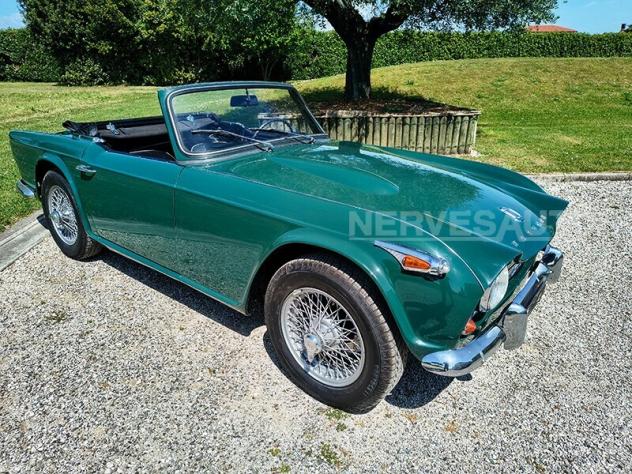 Triumph TR4 IRS Verde inglese | 1966 ASI Guida sinistra 2138 cc Ducati Bologna - Foto 2
